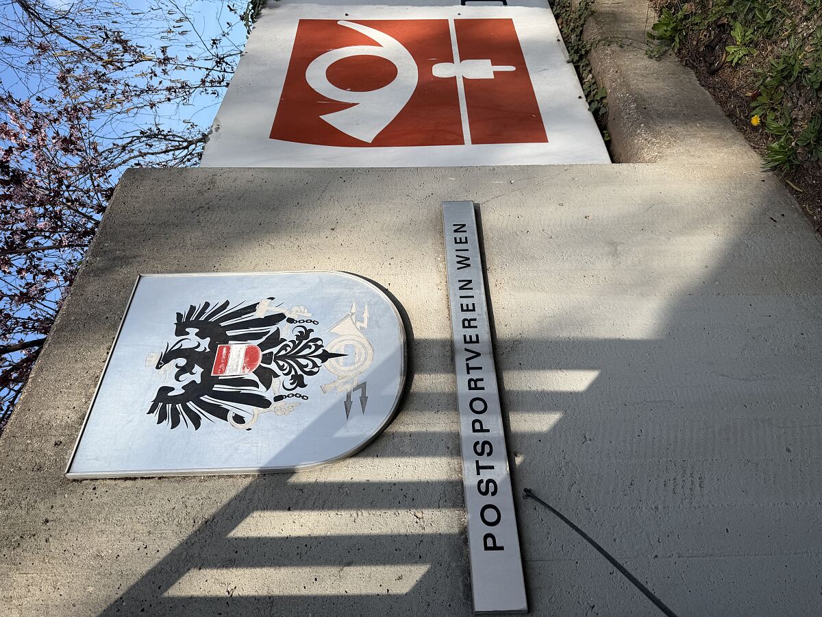Postsportverein_Logo_Eingang Gelände
