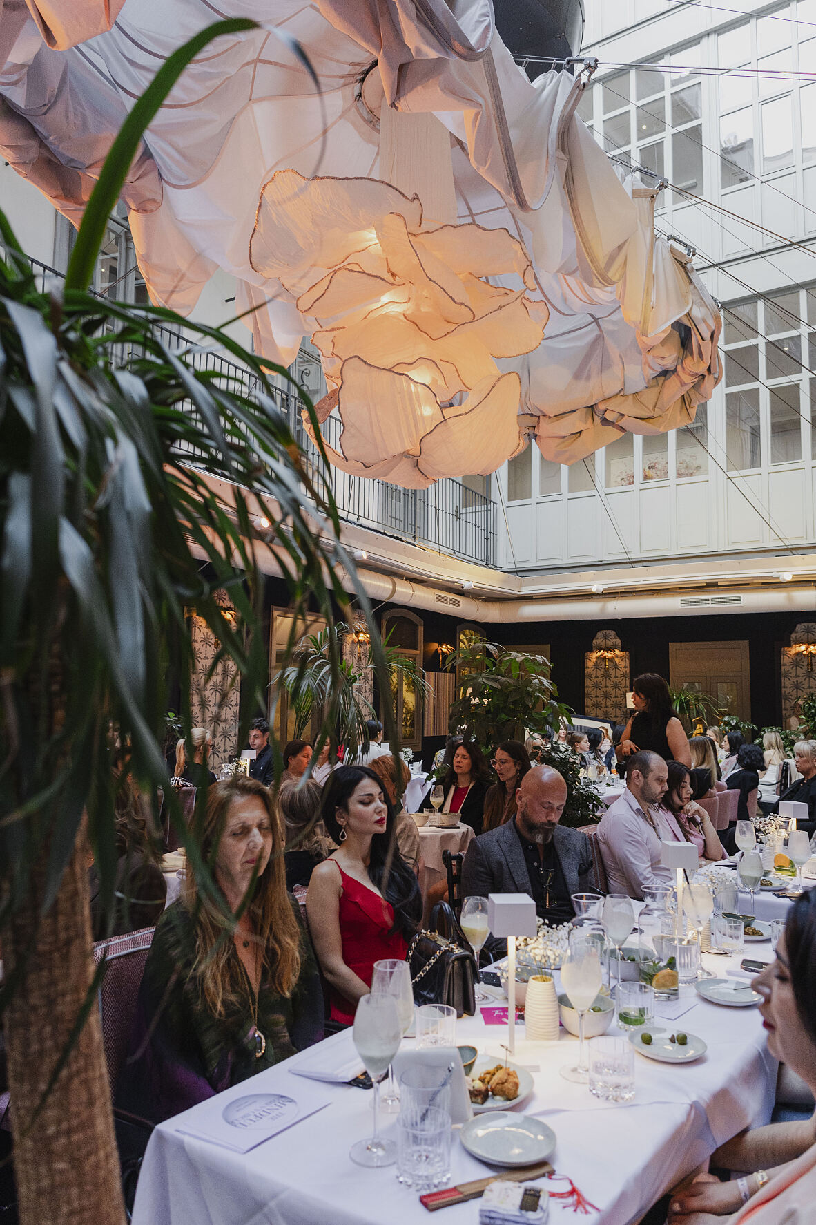 MINDFUL WOMENS CIRLCE_The Leo Grand Hotel_Daniel Schaler_310