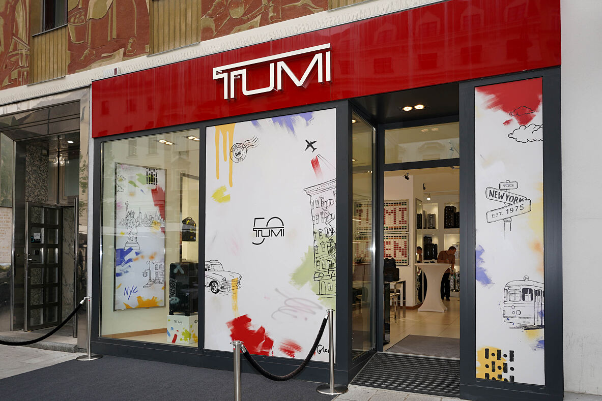 TUMI x GLOD_LiveArtPerformanceEvent_100925_Vienna©DIVINECOMMUNICATIONS