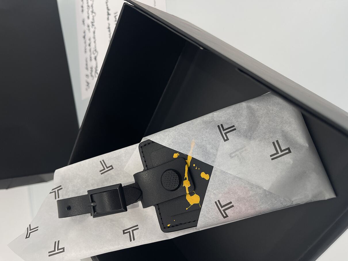 TUMI_Goodie Bag_Items
