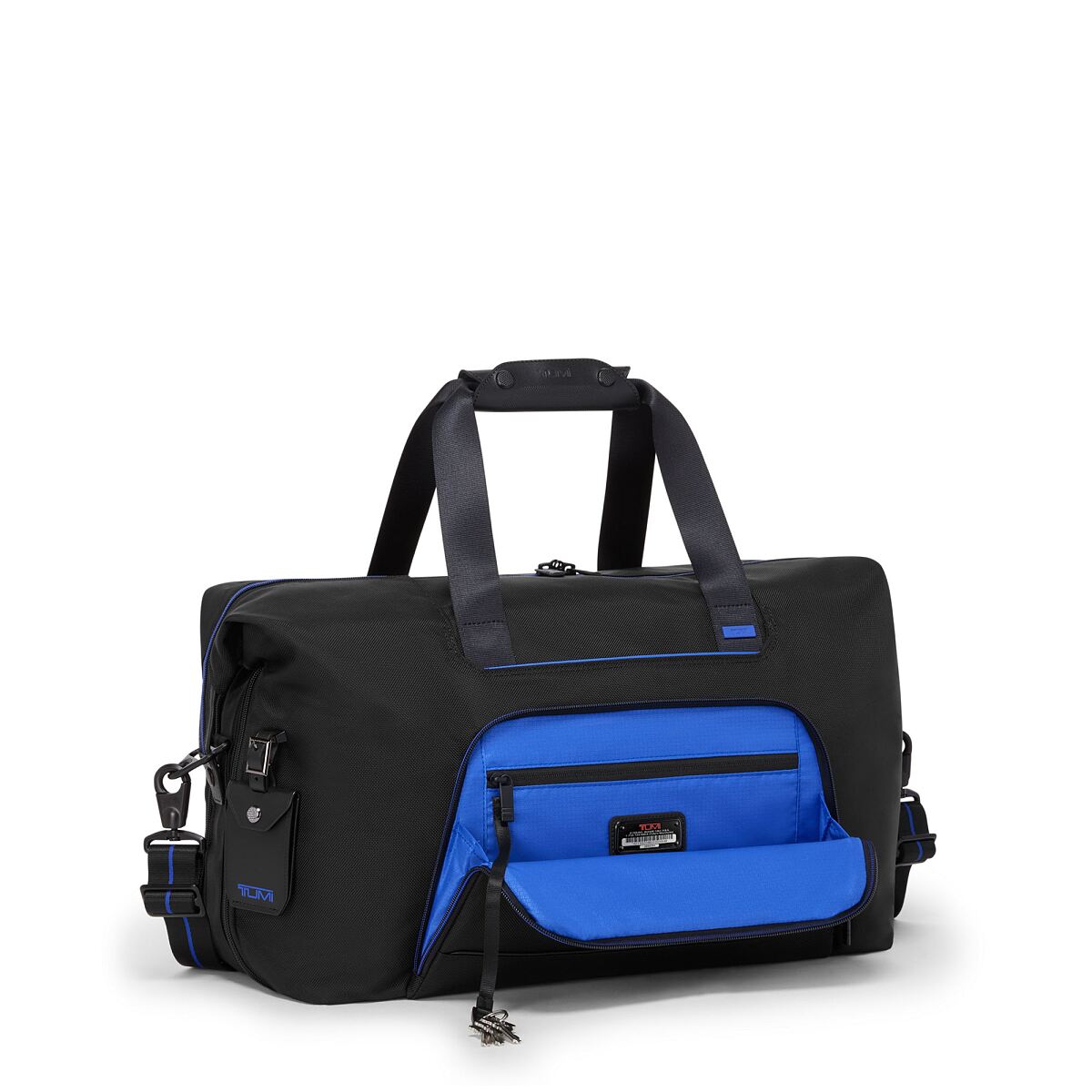 TUMI_Alpha 4_Double Expansion duffel_Black Ultra Blue €580 (1)